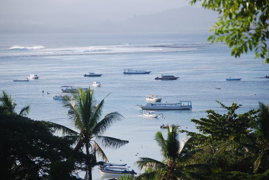 Villa Keluarga Nusa Lembongan  Exterior photo