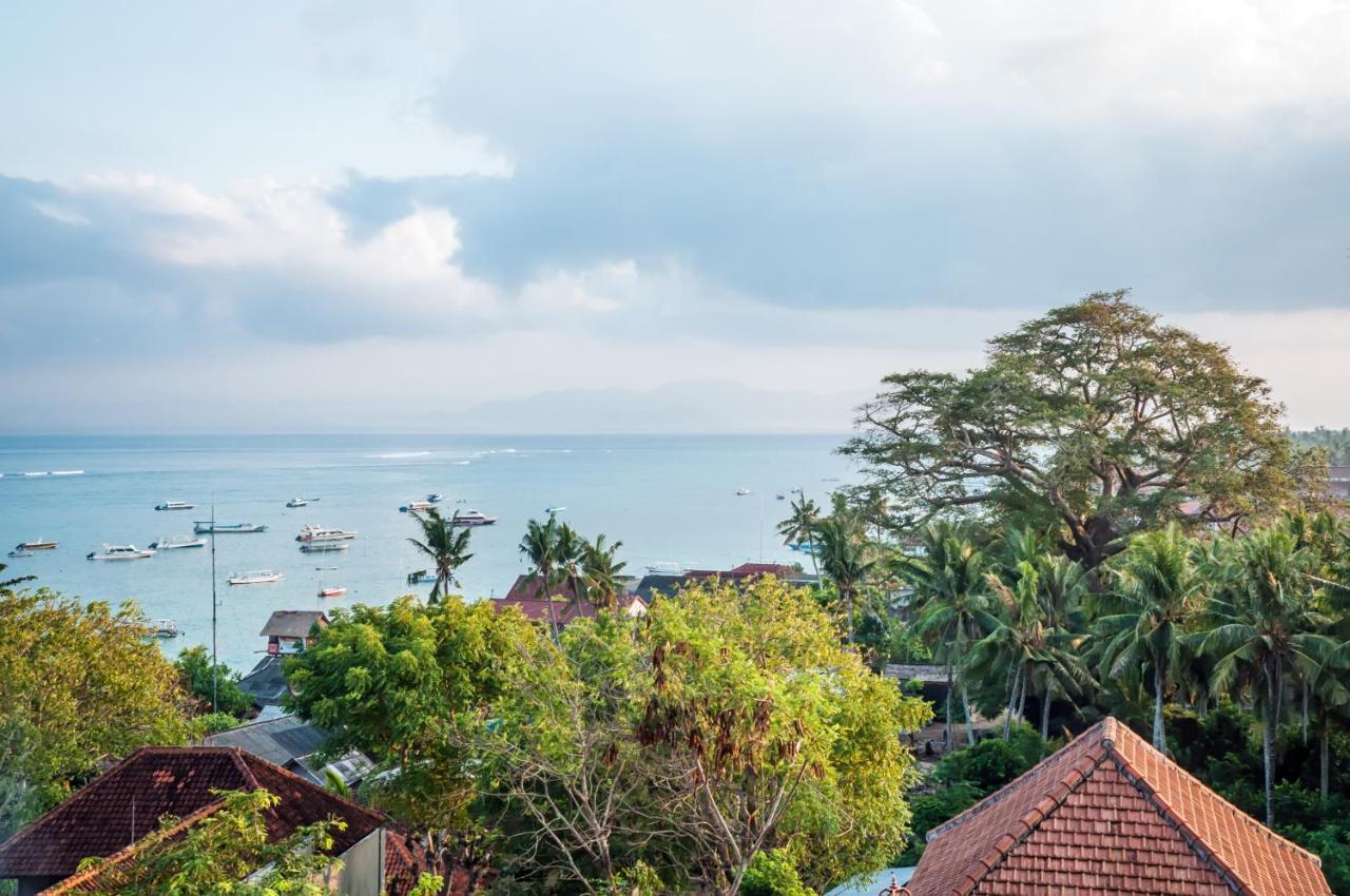 Villa Keluarga Nusa Lembongan  Exterior photo