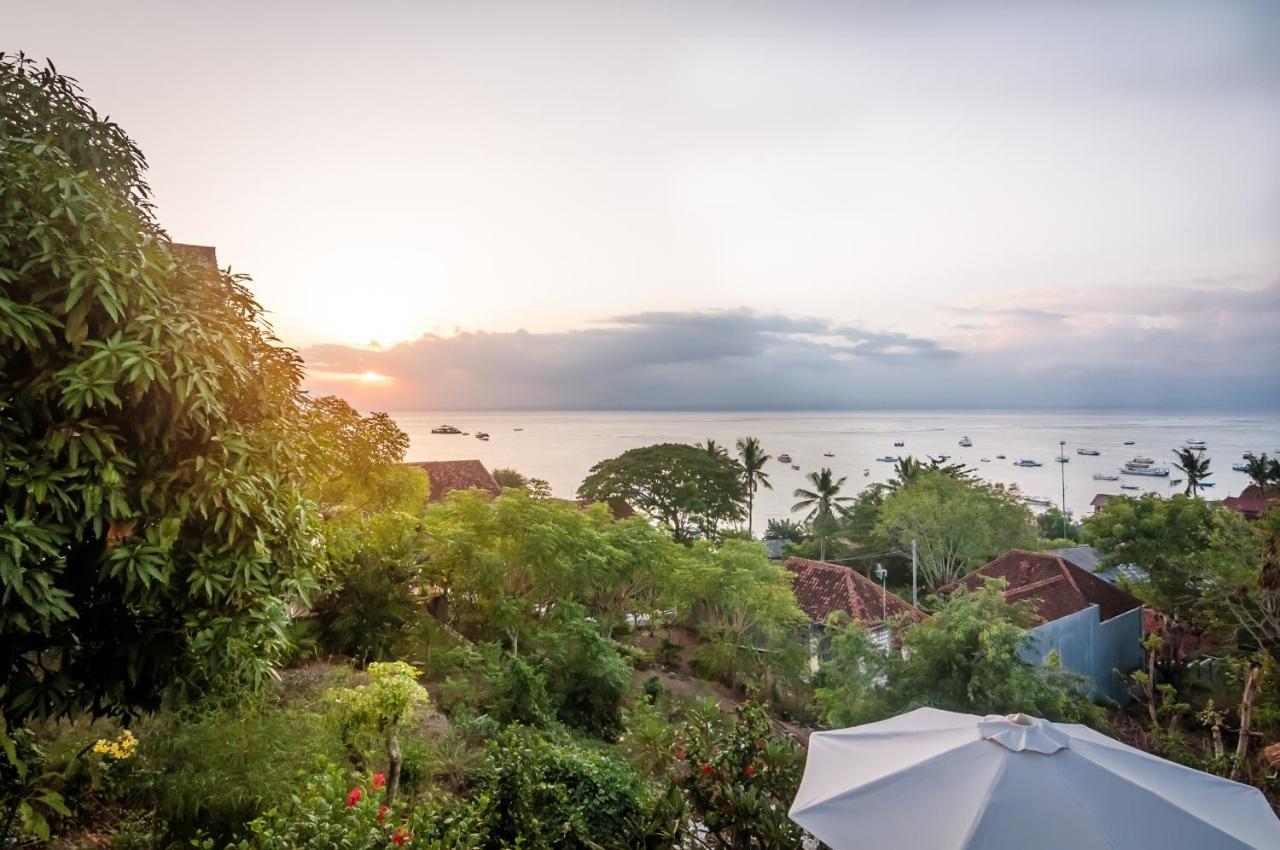Villa Keluarga Nusa Lembongan  Exterior photo